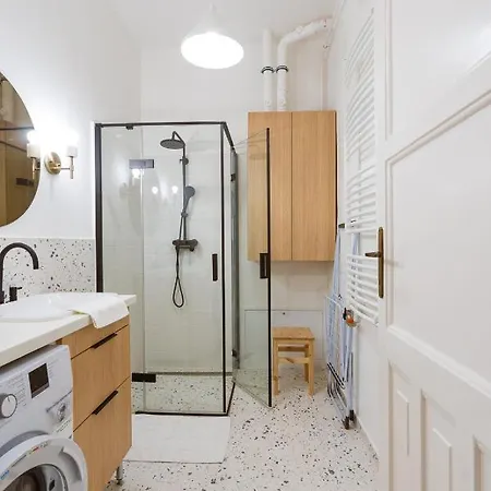 Danube-view Premium @ Margarate Island Apartment Budapest