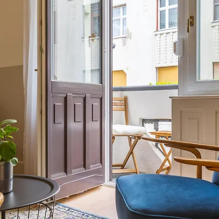 Apartment Danube-view Premium @ Margarate Island
