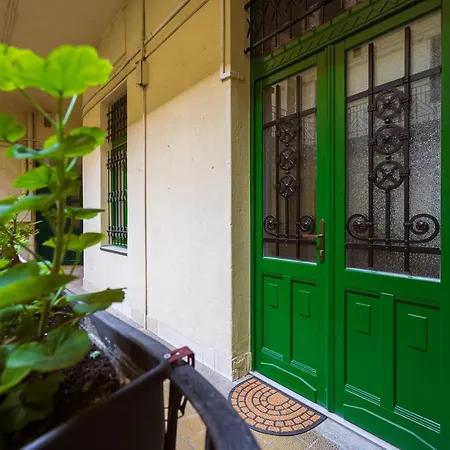 Apartment Danube-view Premium @ Margarate Island Budapest